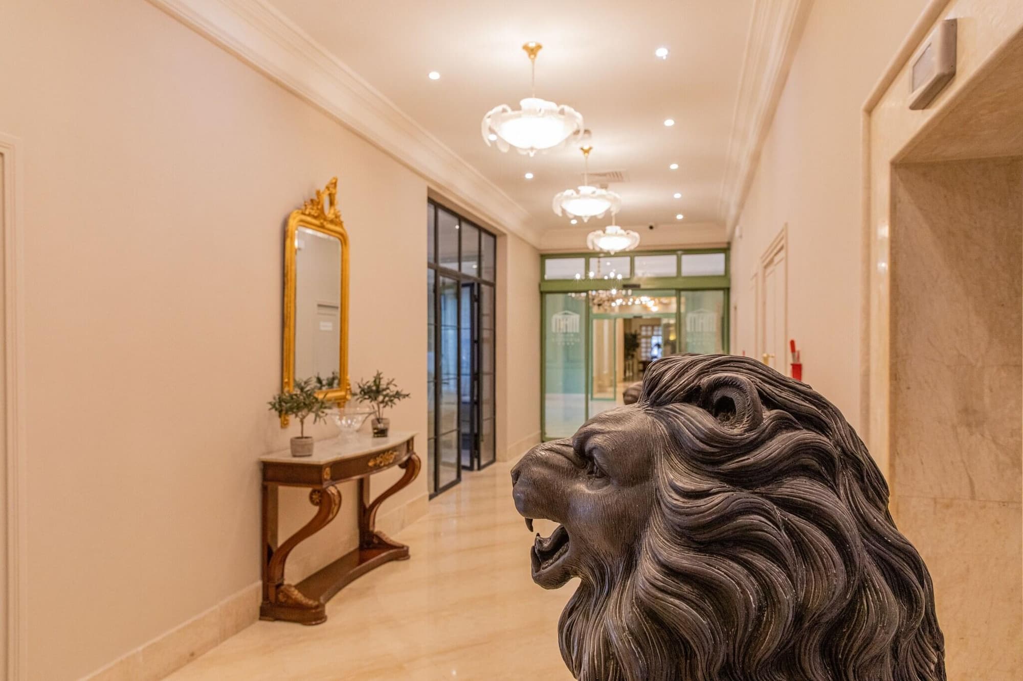 Acropole Tunis, Lobby