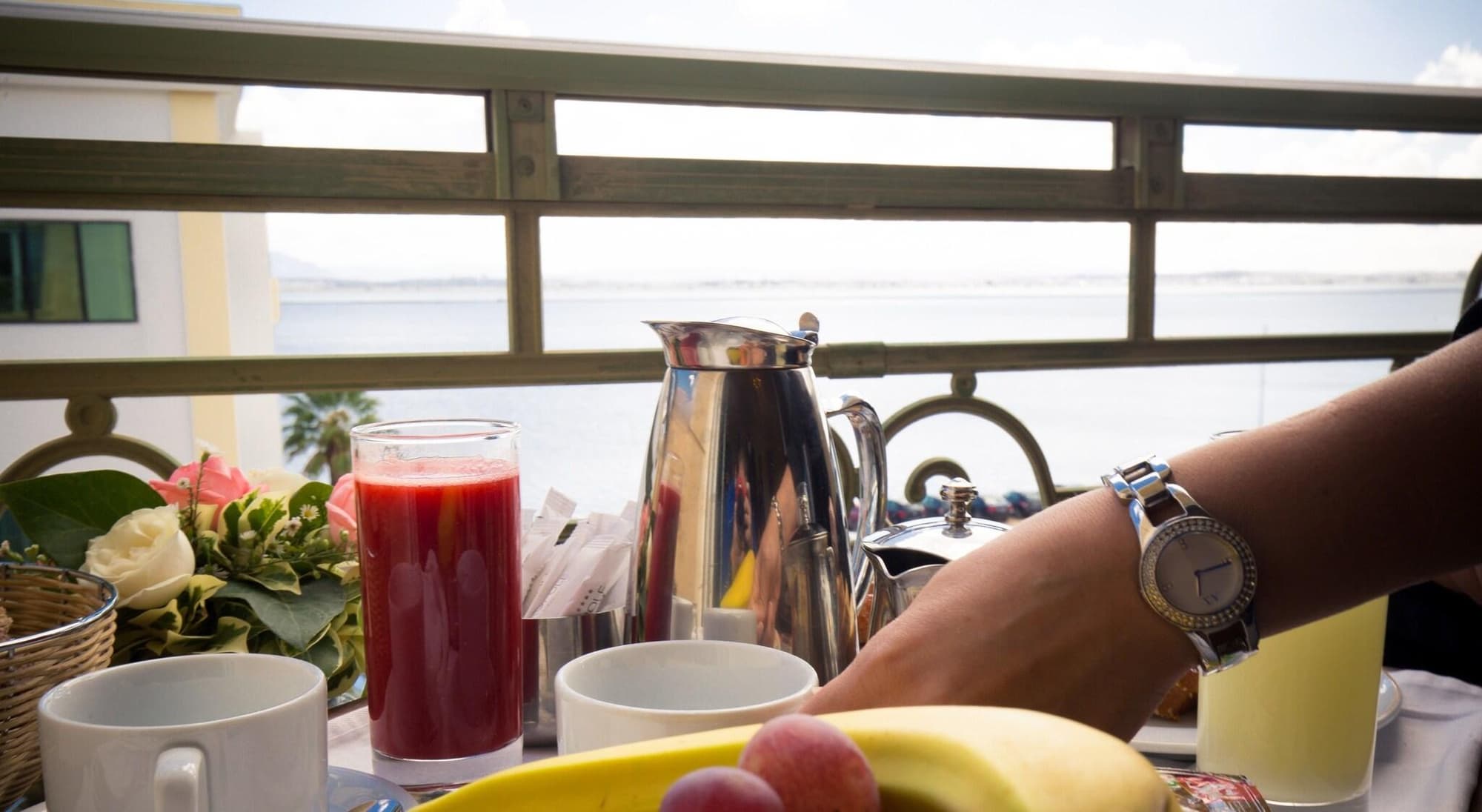 Acropole Tunis, Restaurant