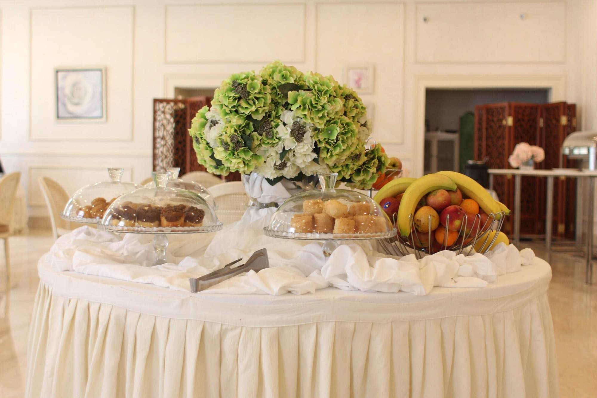 Acropole Tunis, Restaurant