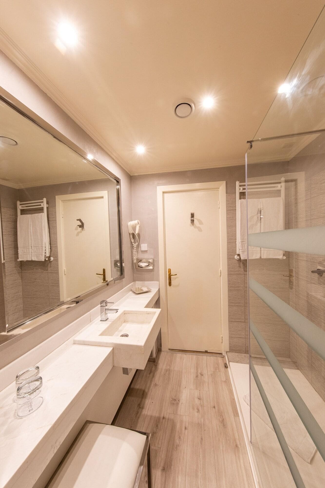 Acropole Tunis, Room