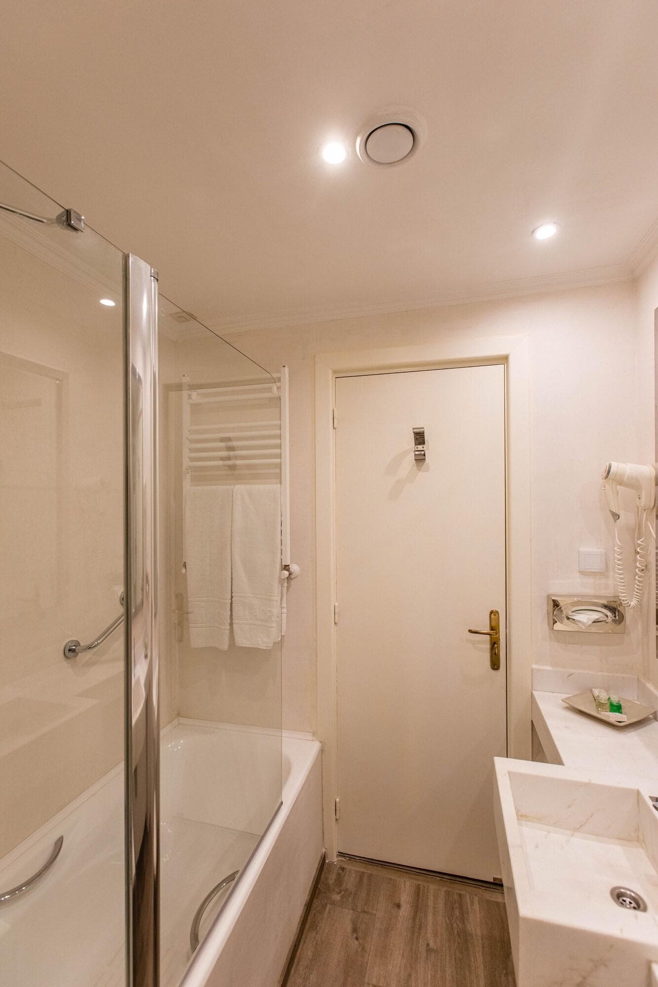 Acropole Tunis, Room