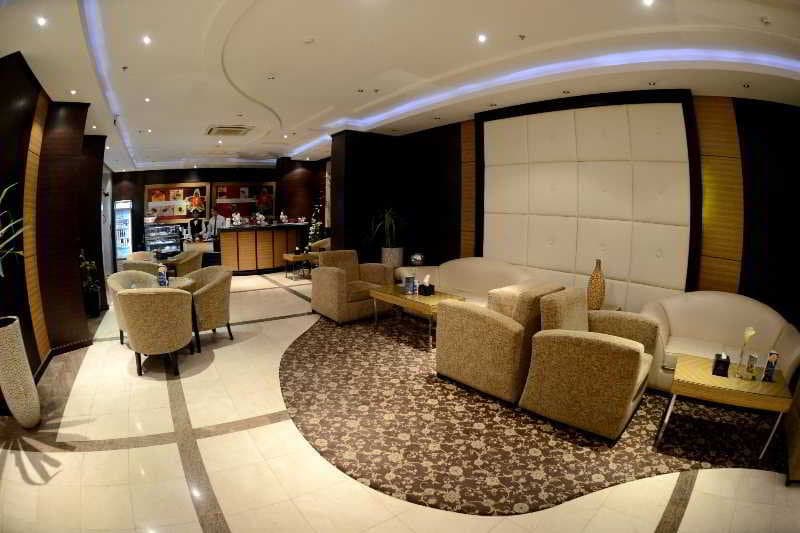 Rose Garden Hotel, Lobby