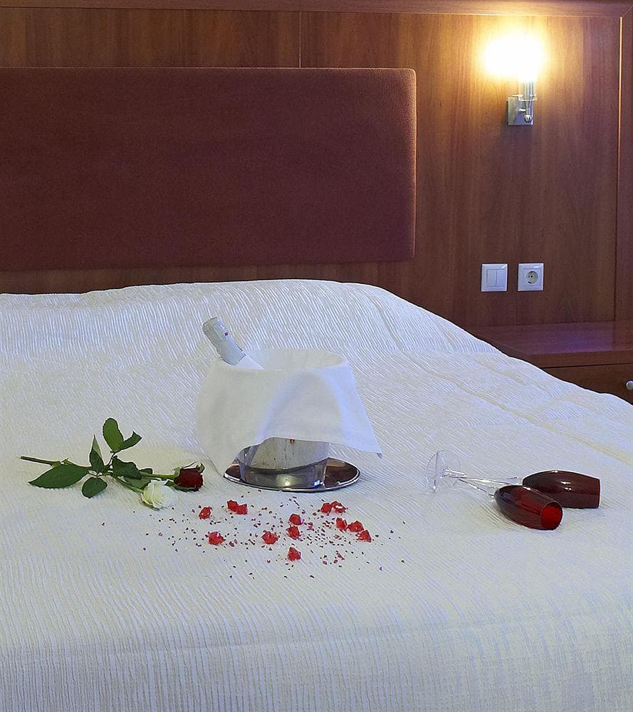 Parnis Palace Hotel, General view