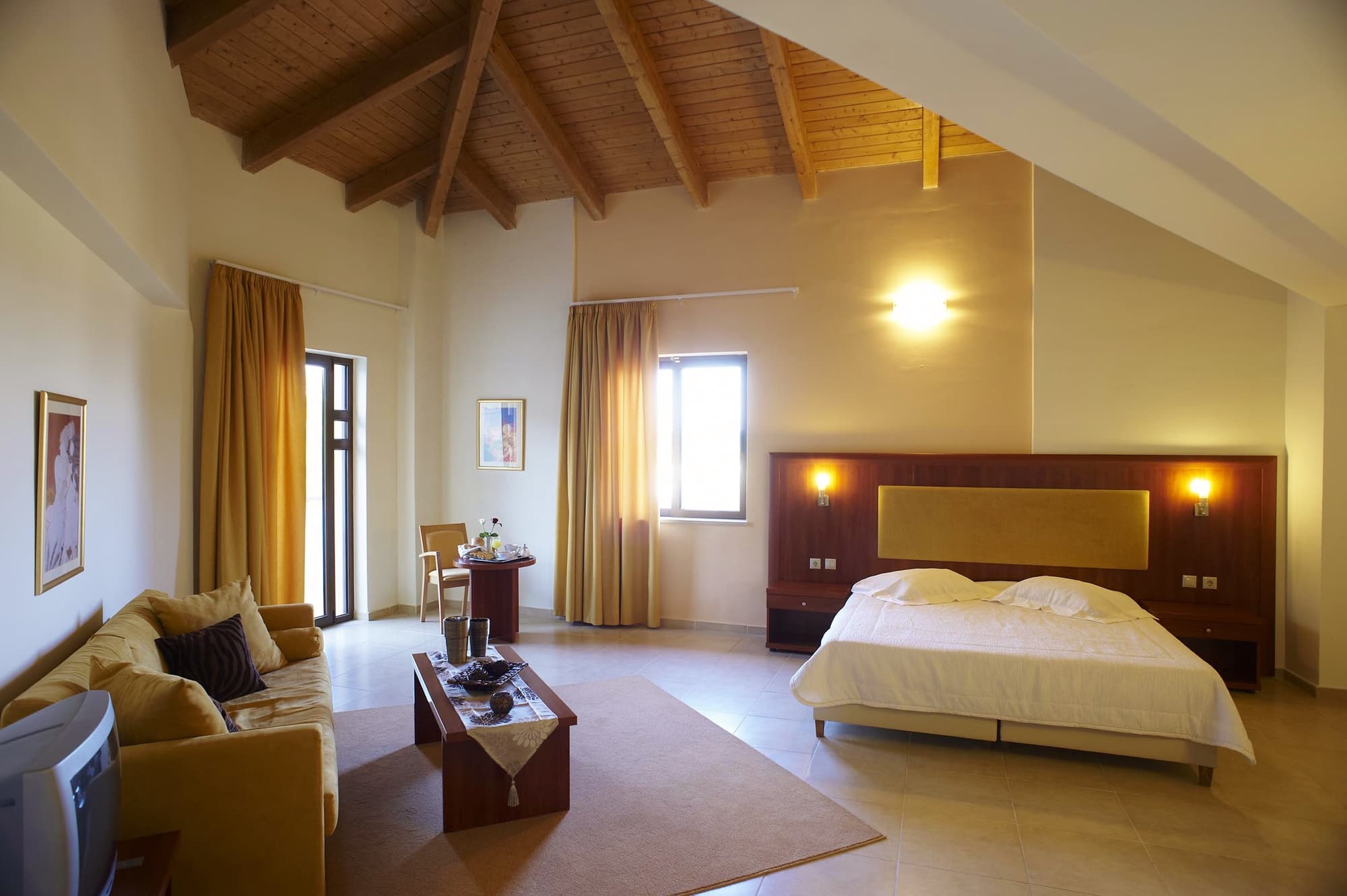 Parnis Palace Hotel, Room