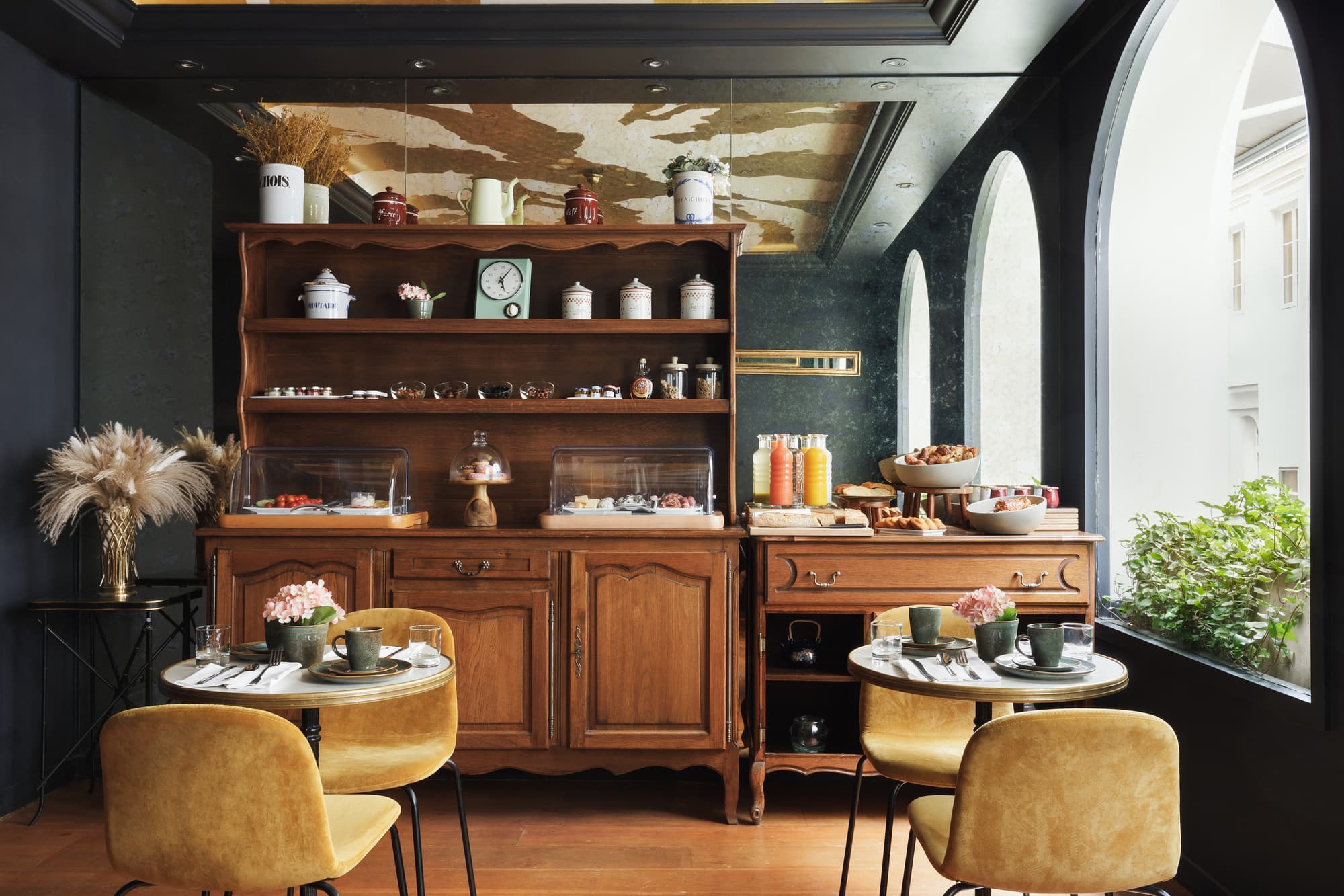 NEW HOTEL REPUBLIQUE, Restaurant