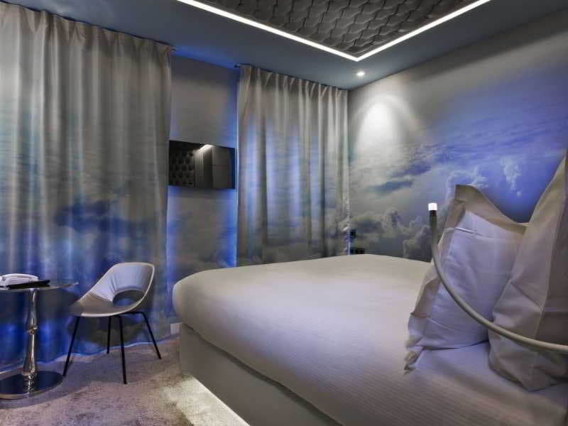 NEW HOTEL REPUBLIQUE, Room