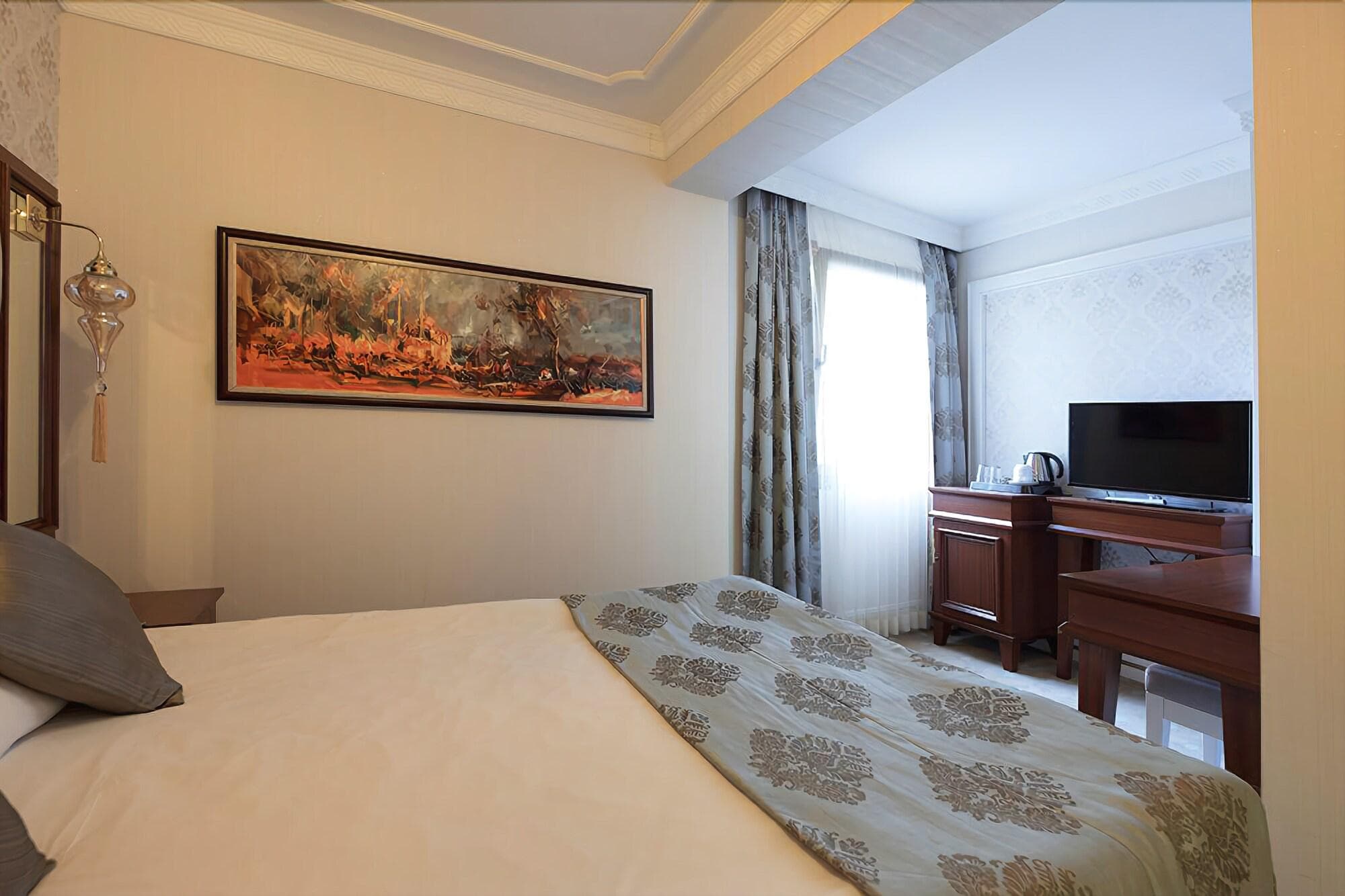 The Empress Theodora Hotel, Room