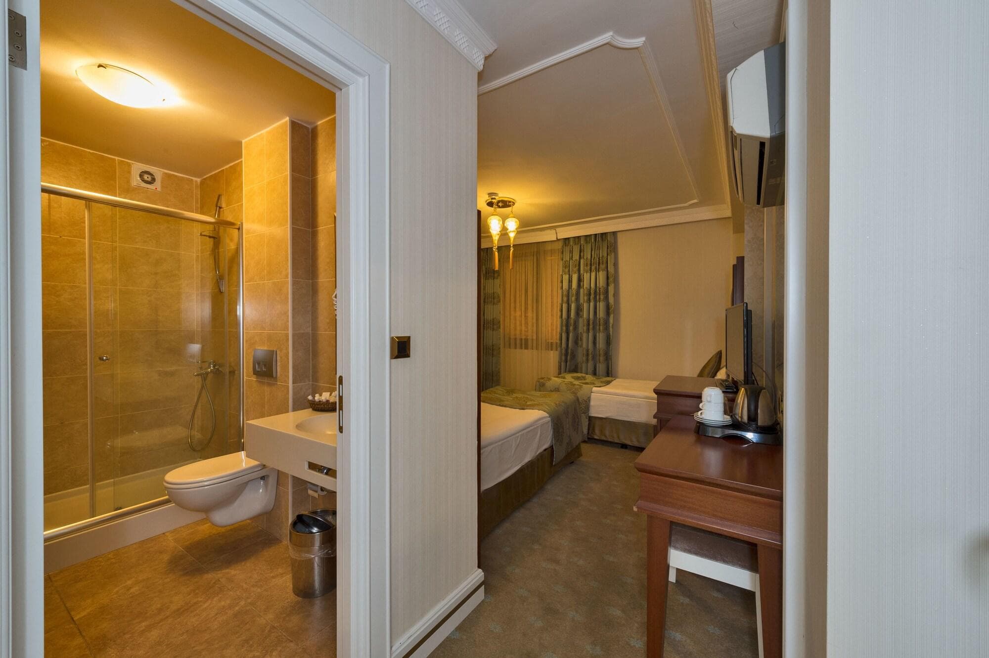 The Empress Theodora Hotel, Room