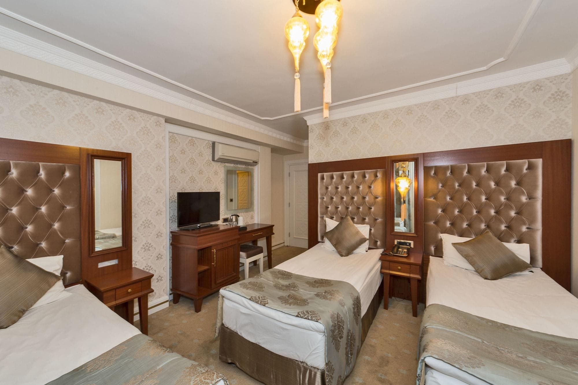 The Empress Theodora Hotel, Room