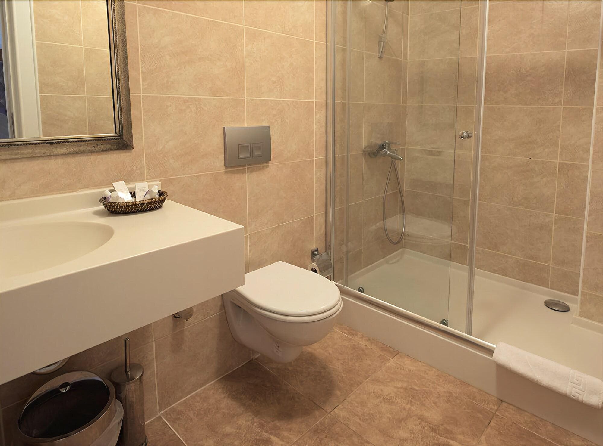 The Empress Theodora Hotel, Room