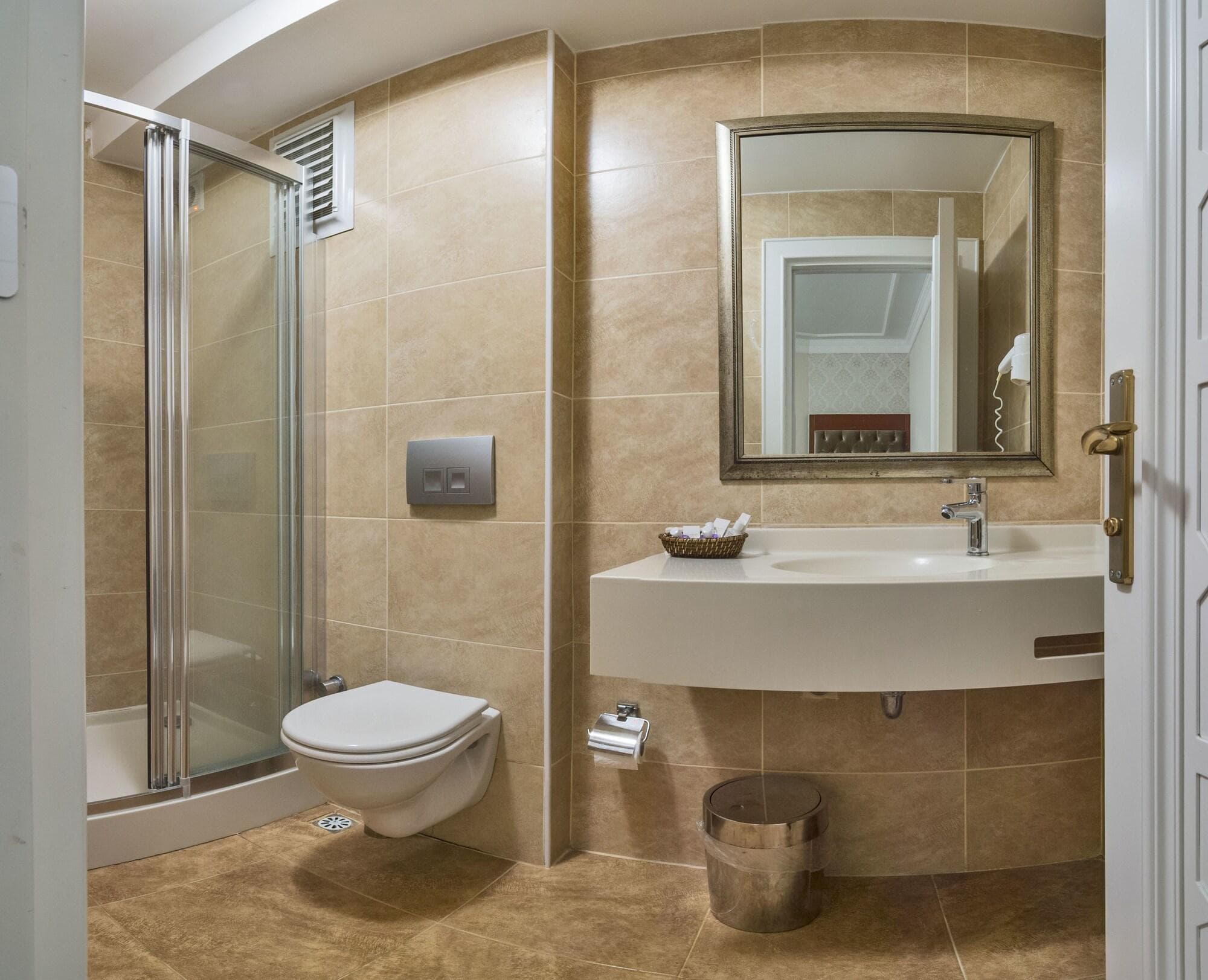 The Empress Theodora Hotel, Room