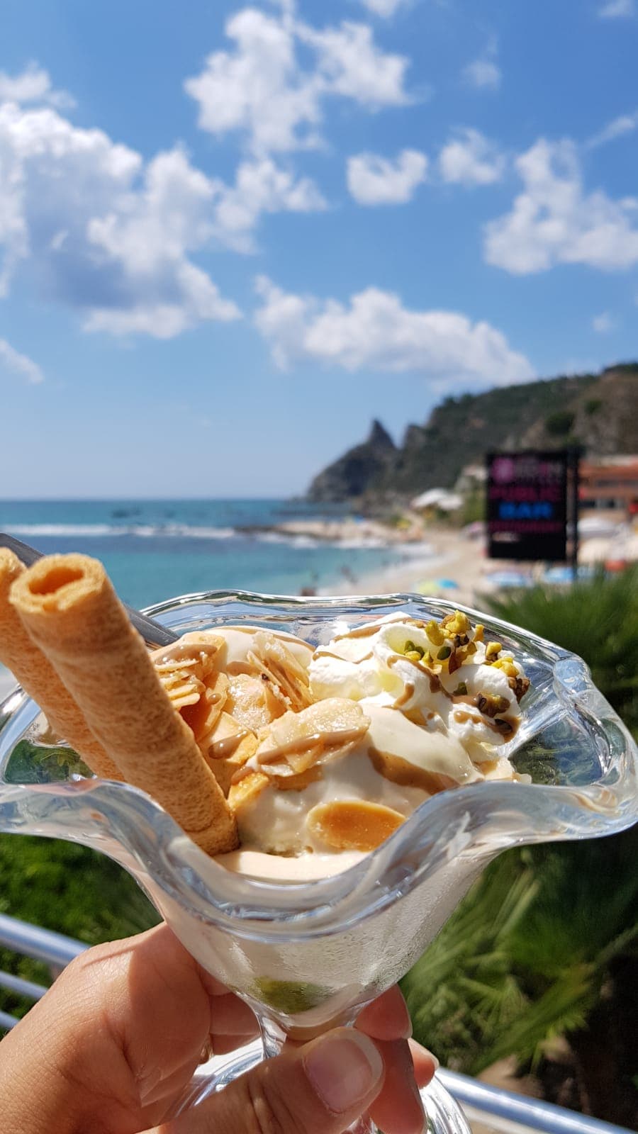 Hotel Village Eden, Bar