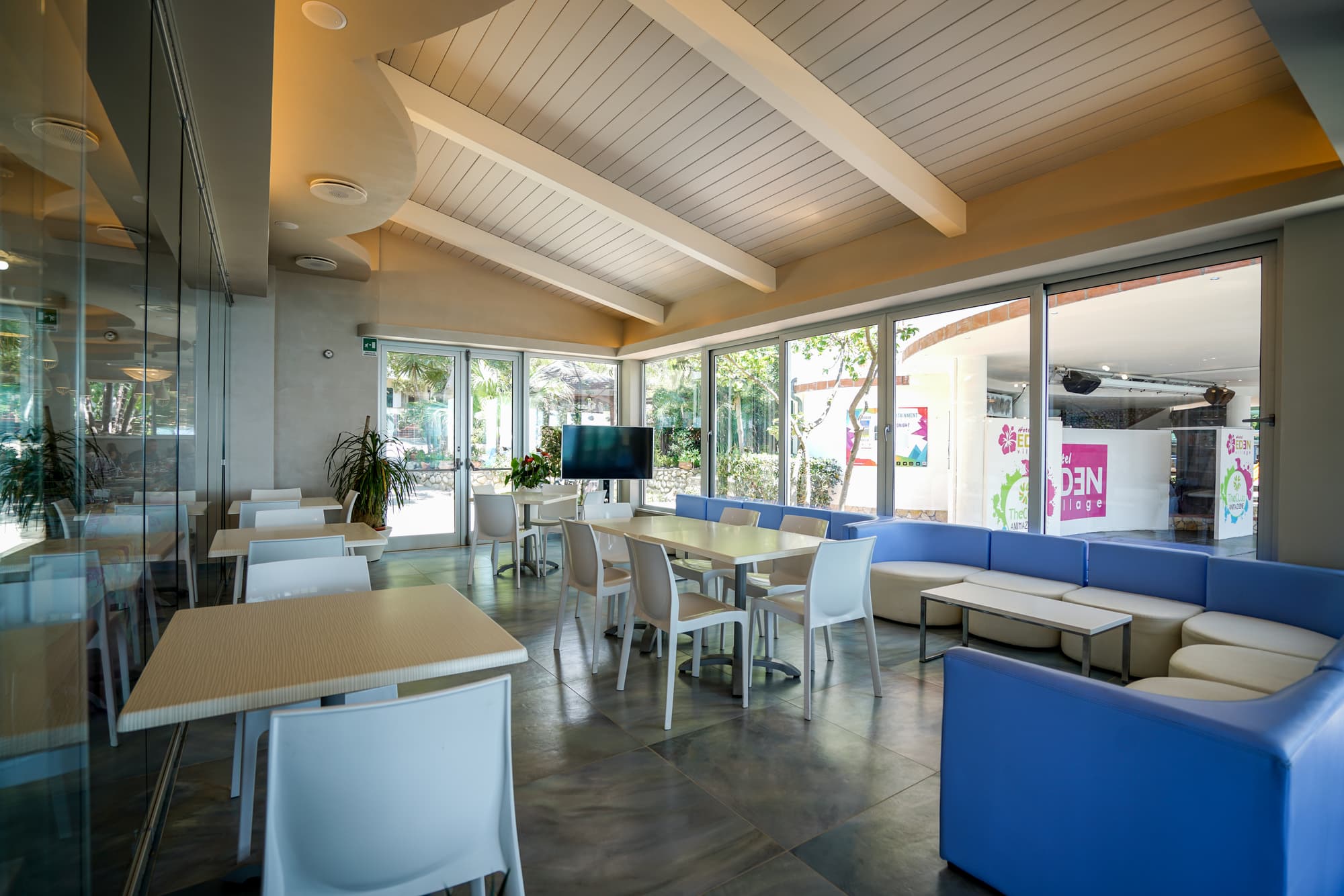 Hotel Village Eden, Conferences