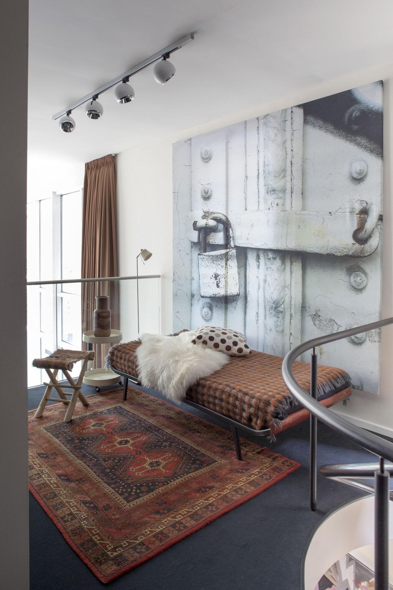 The Soul Antwerp, Room