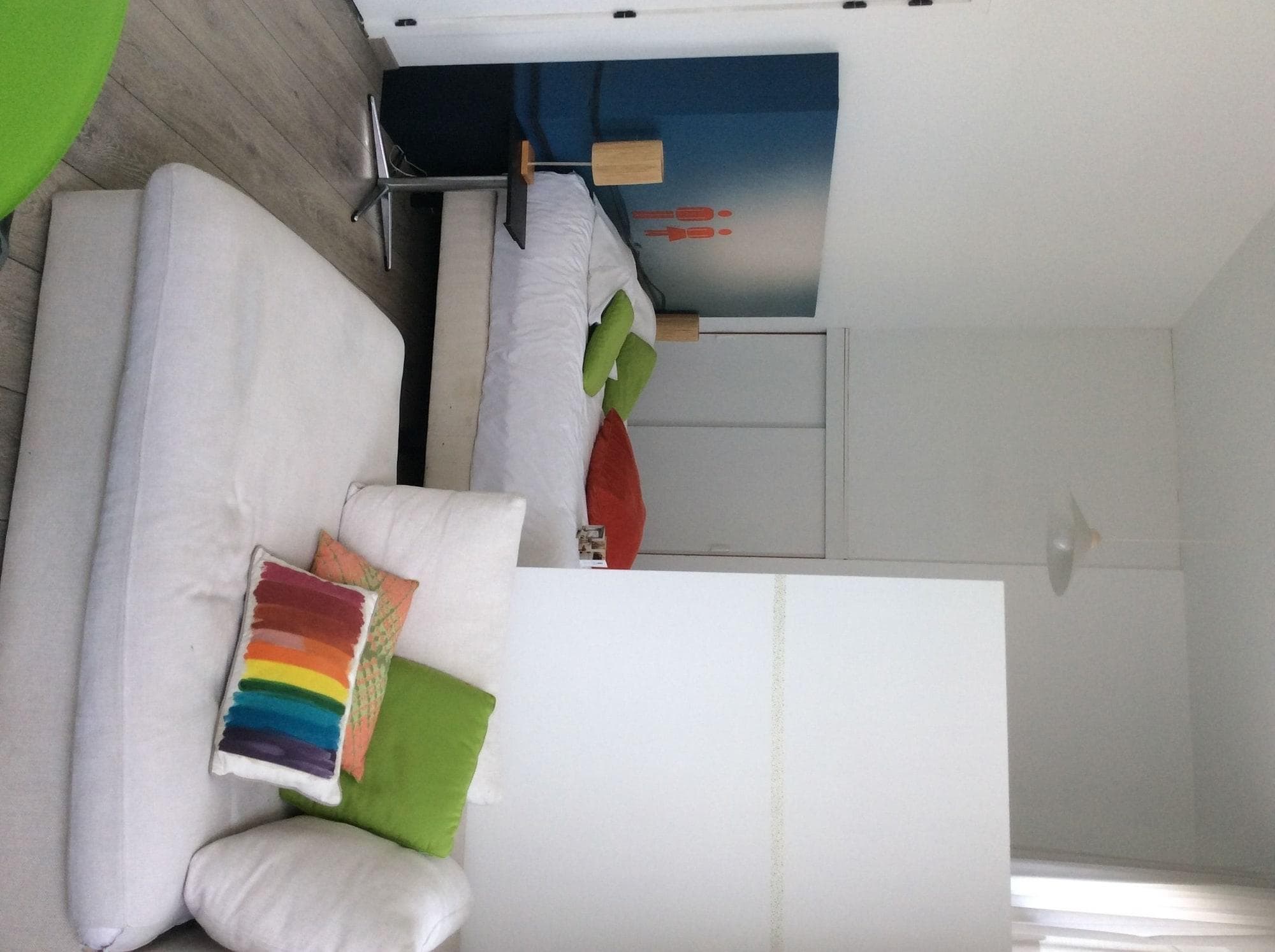 The Soul Antwerp, Room