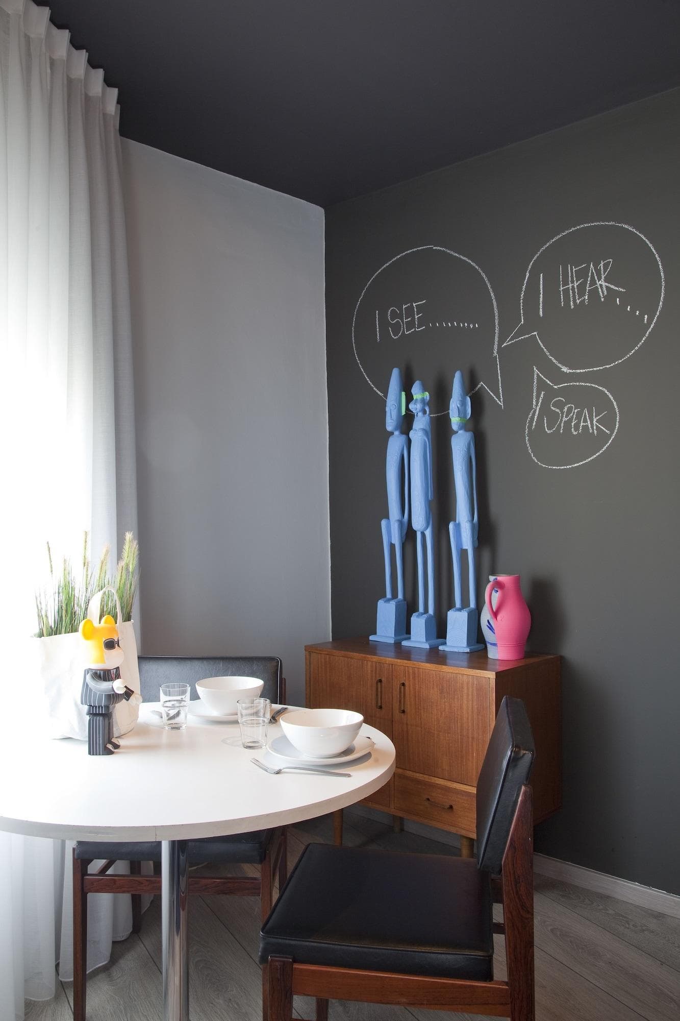 The Soul Antwerp, Room