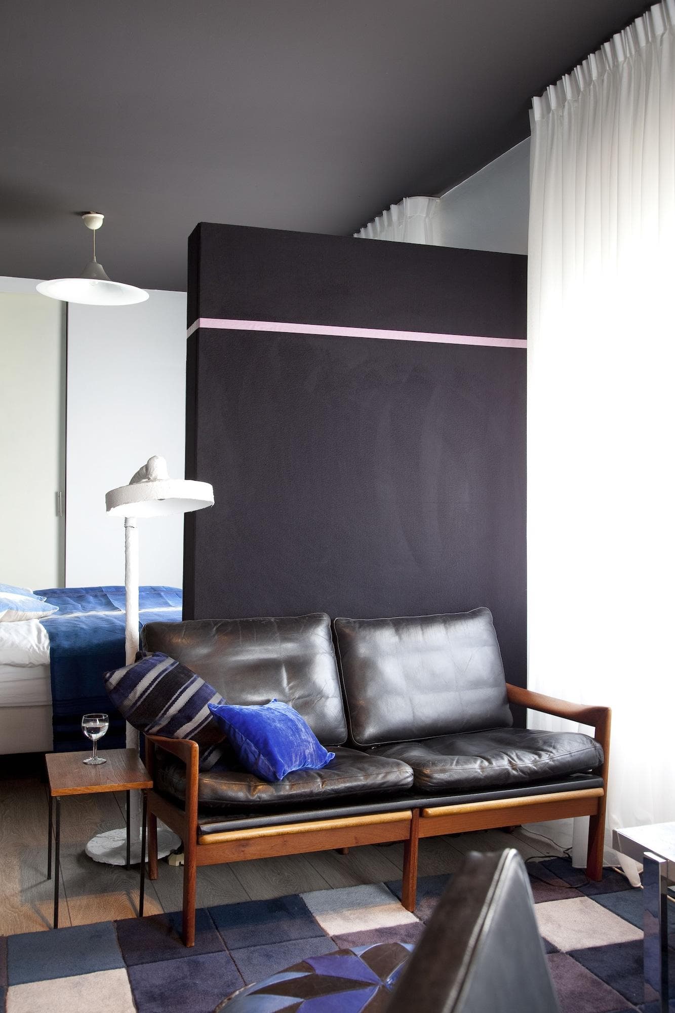 The Soul Antwerp, Room