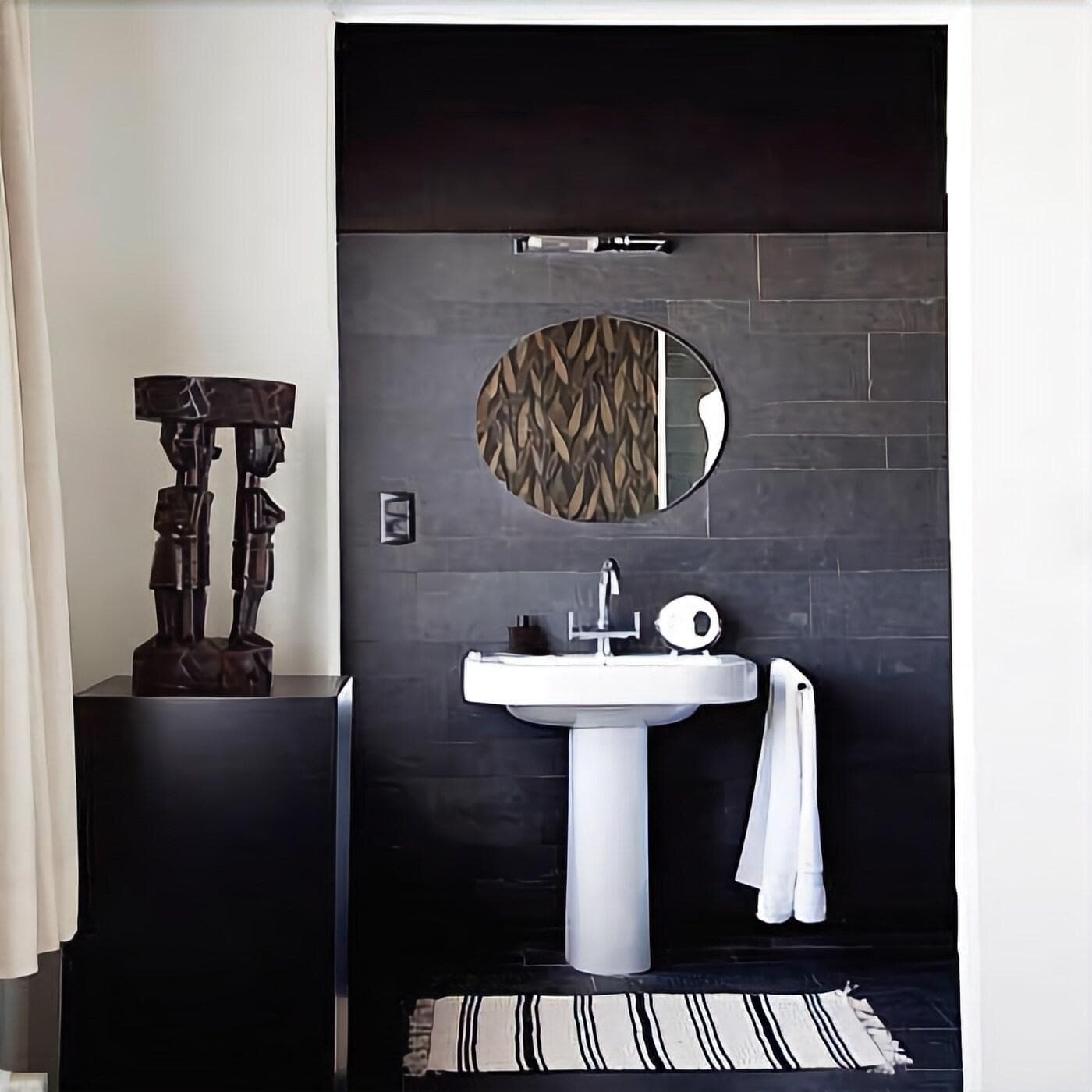 The Soul Antwerp, Room