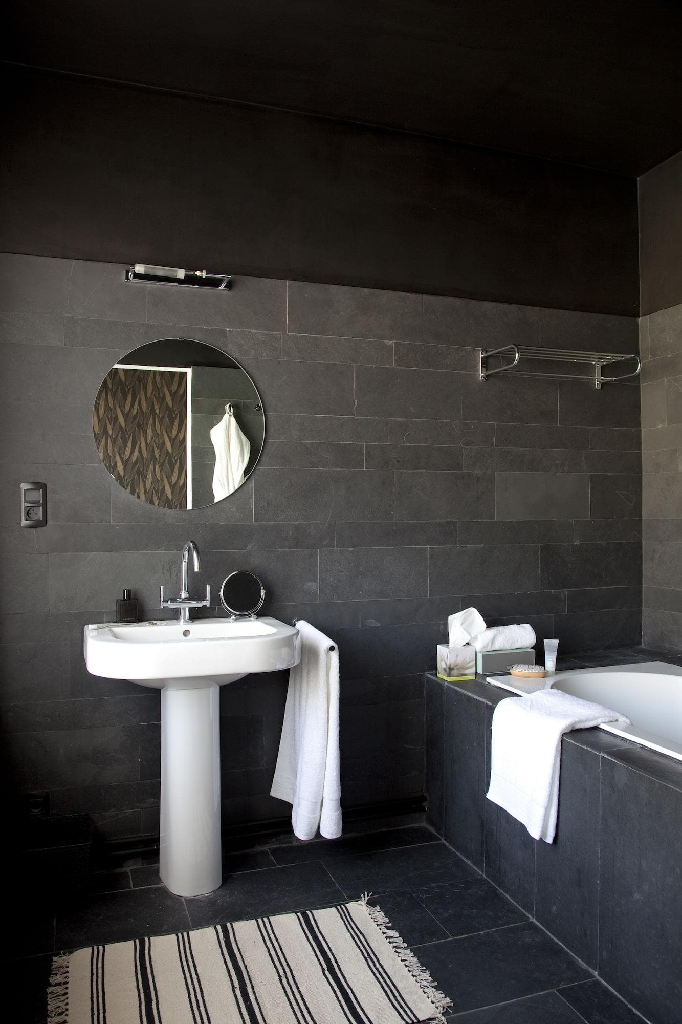 The Soul Antwerp, Room