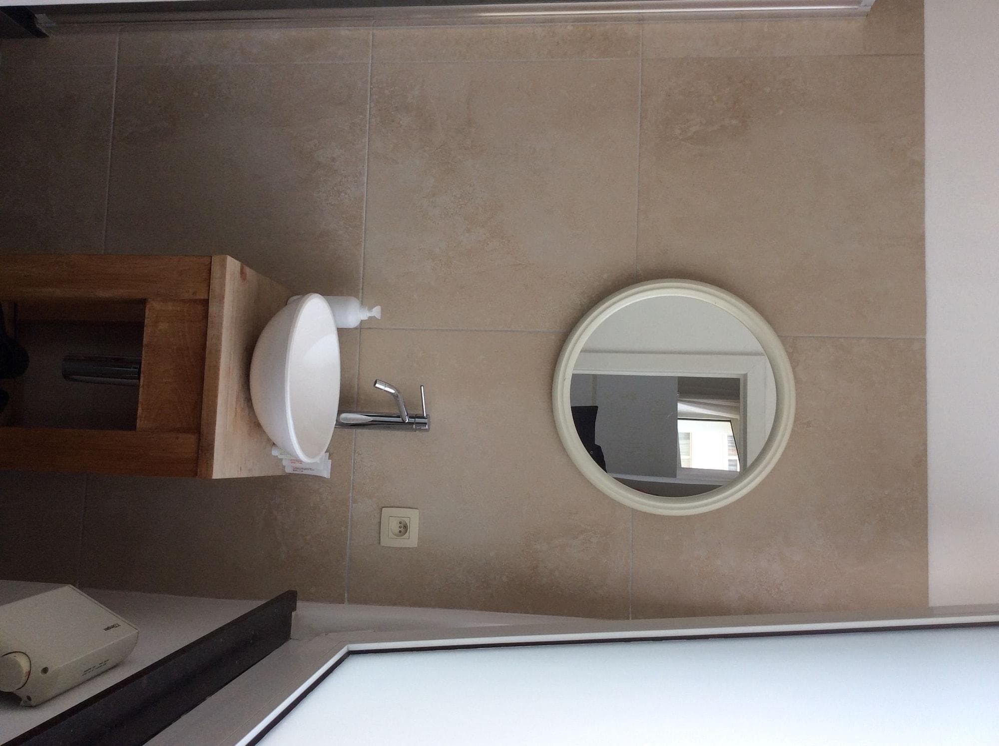 The Soul Antwerp, Room