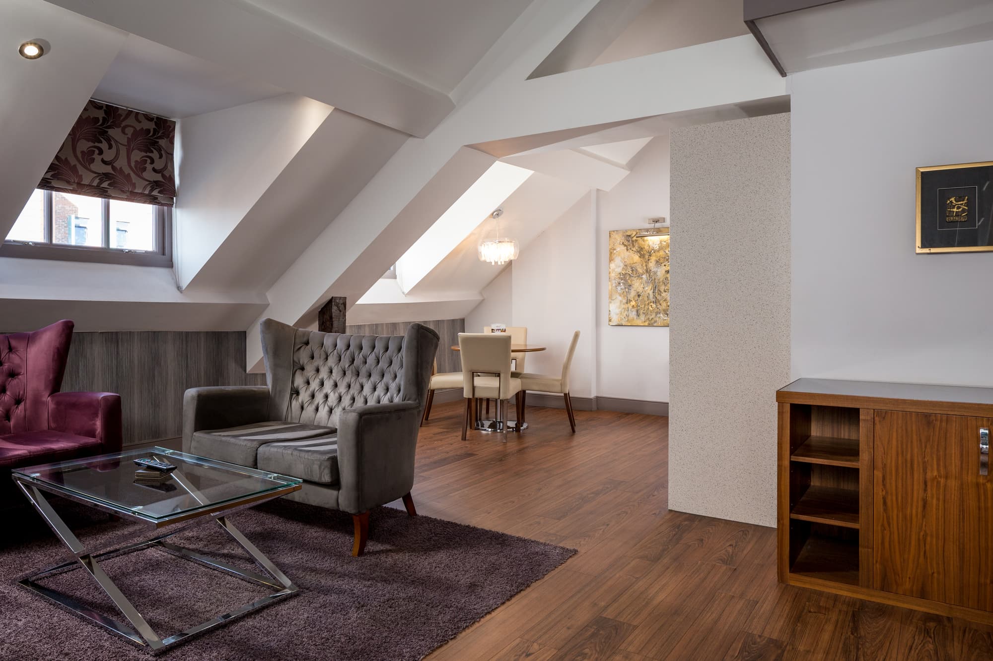 Roomzzz Newcastle City, Room