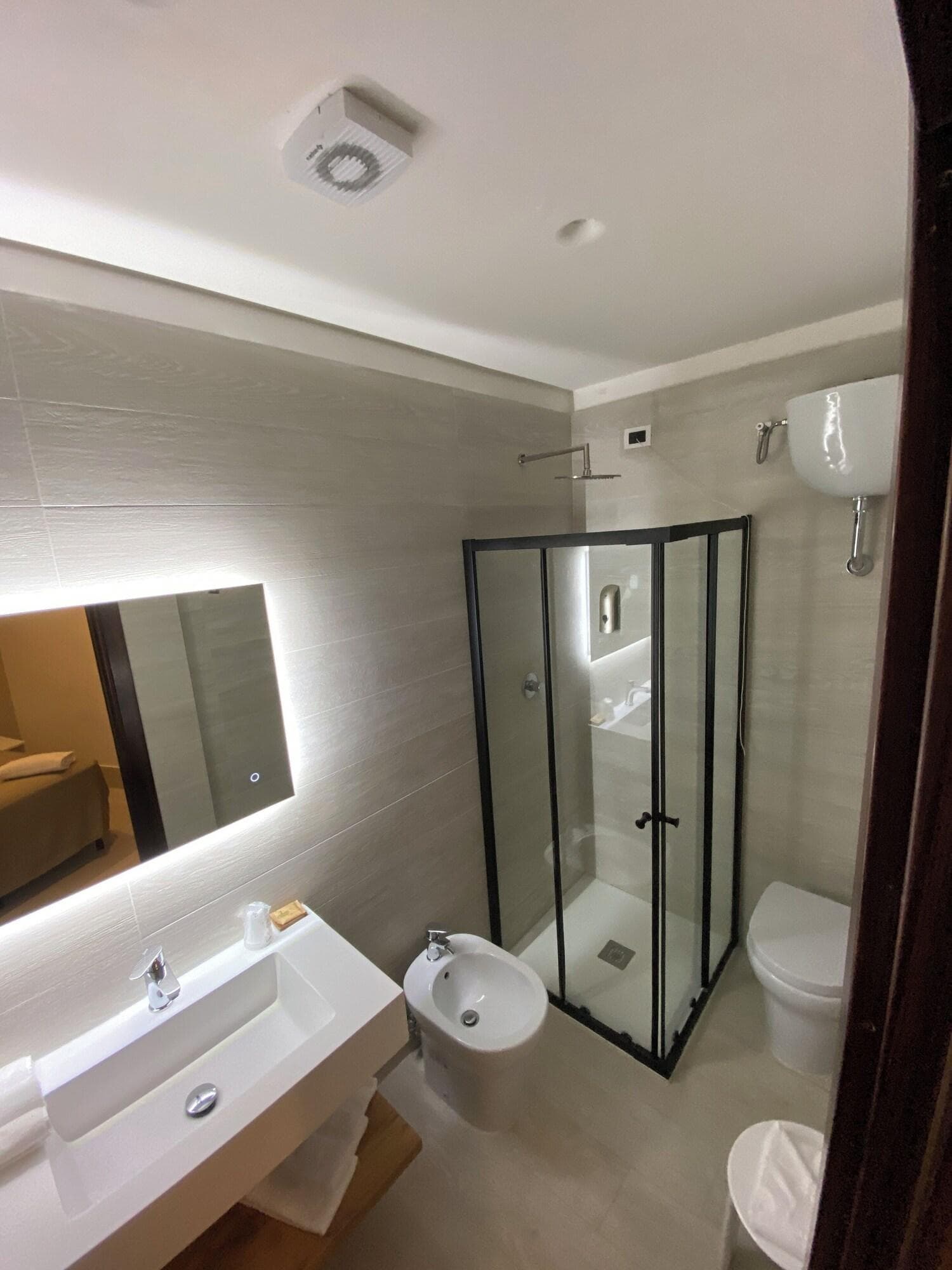 Grand Hotel Olympic, Room