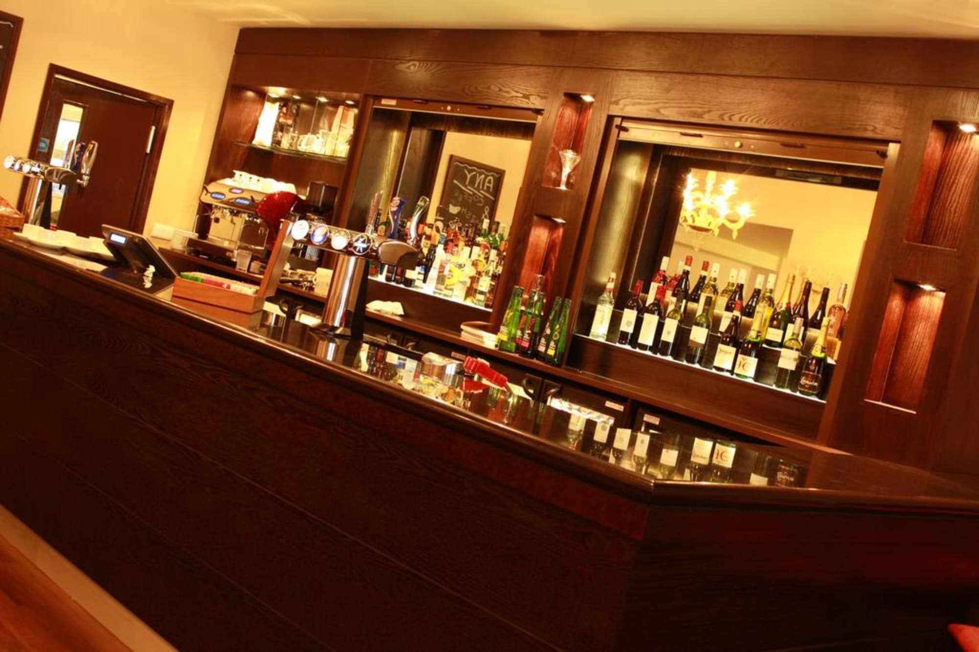 Gloucester Robinswood Hotel, BW Signature, Bar