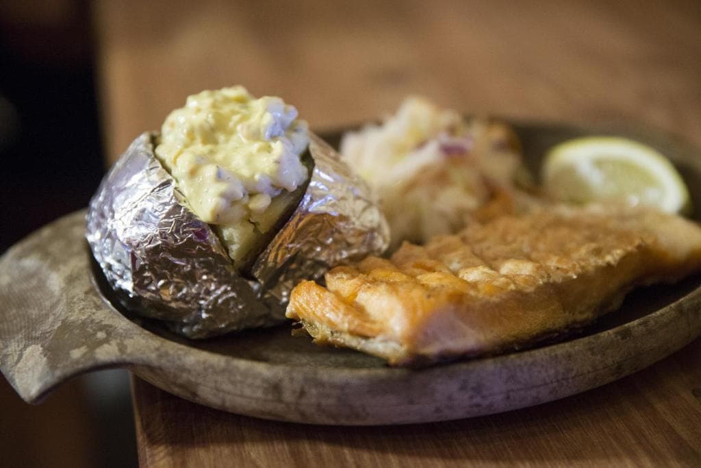 Arctic Snow, Restaurant