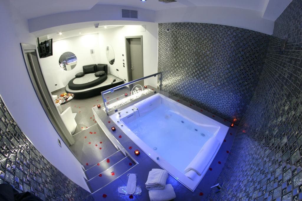 Luxor Hotel, General view