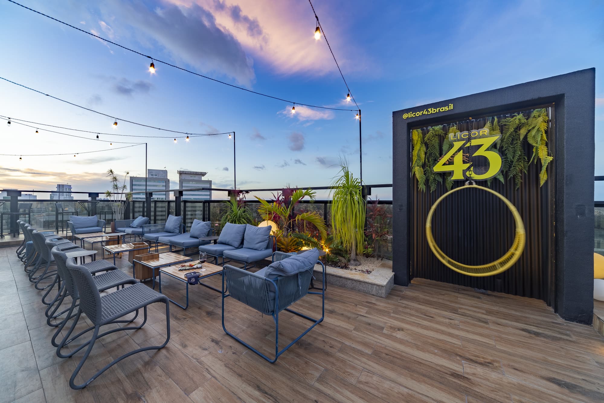 Intercity Salvador, Bar