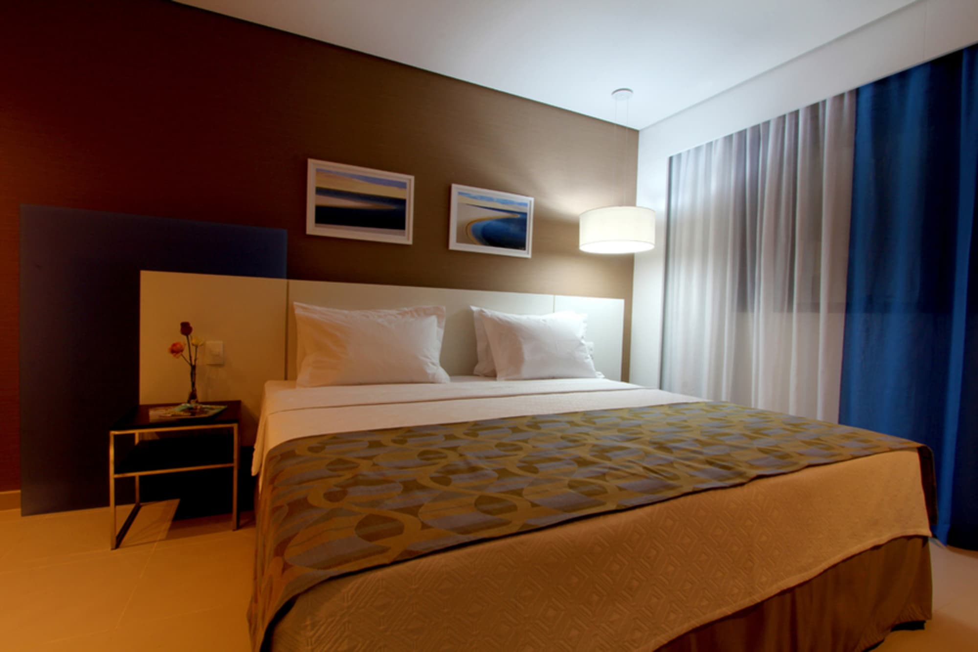 Intercity Salvador, Room