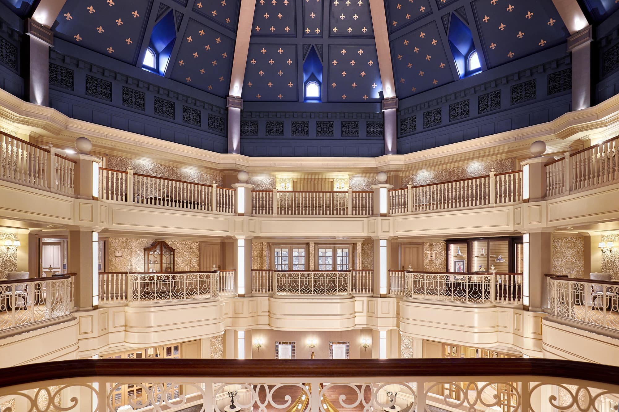 Disneyland Hotel + Entradas, General view