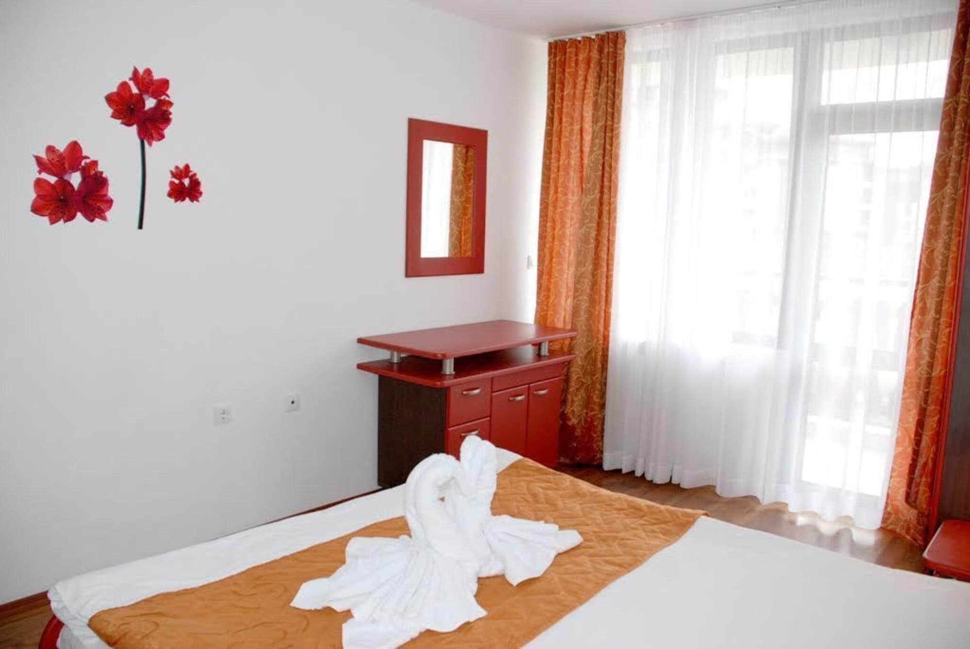 Hotel Elegant Lux, Room