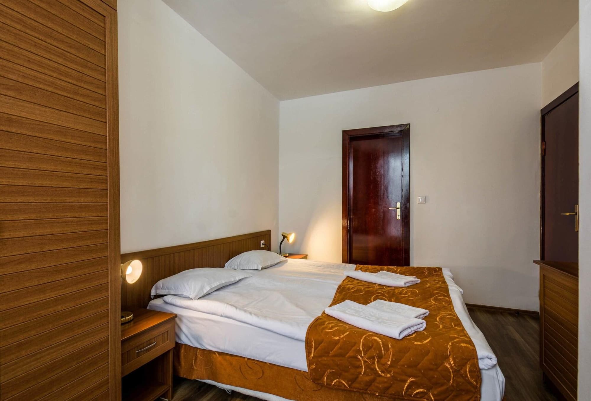 Hotel Elegant Lux, Room