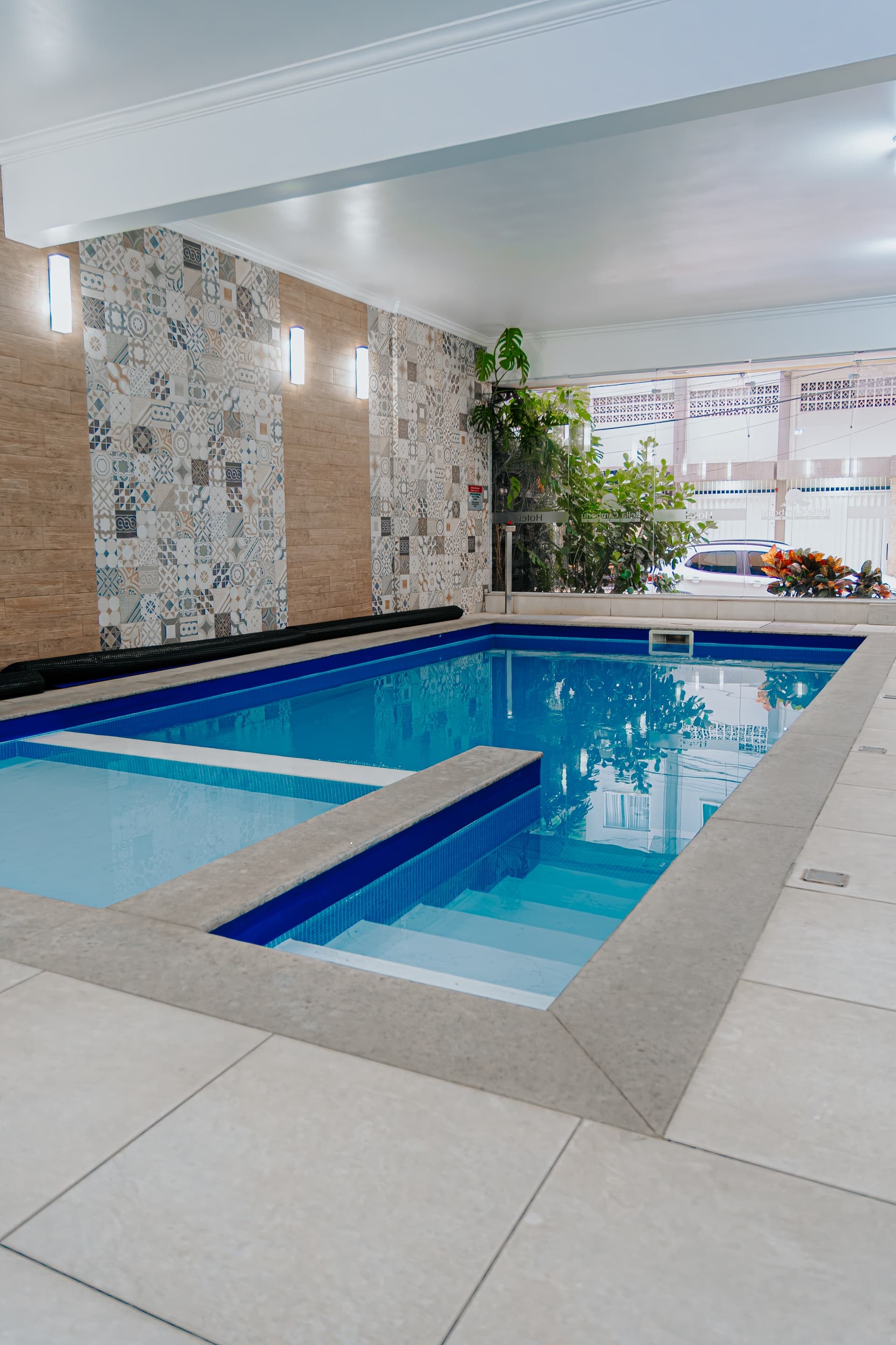 Bella Camboriu, Pool