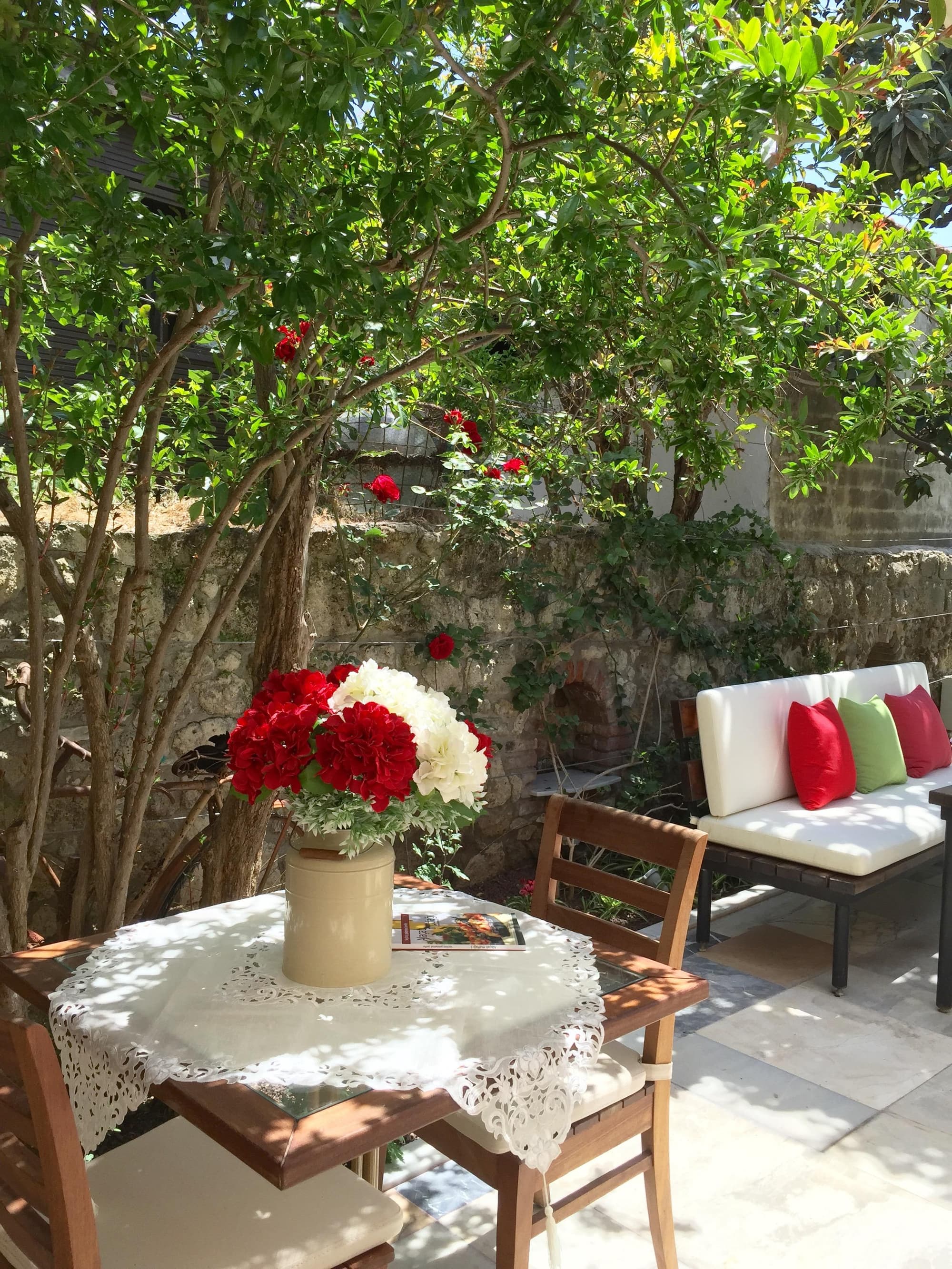 Alacati Kostem Hotel, Terrace