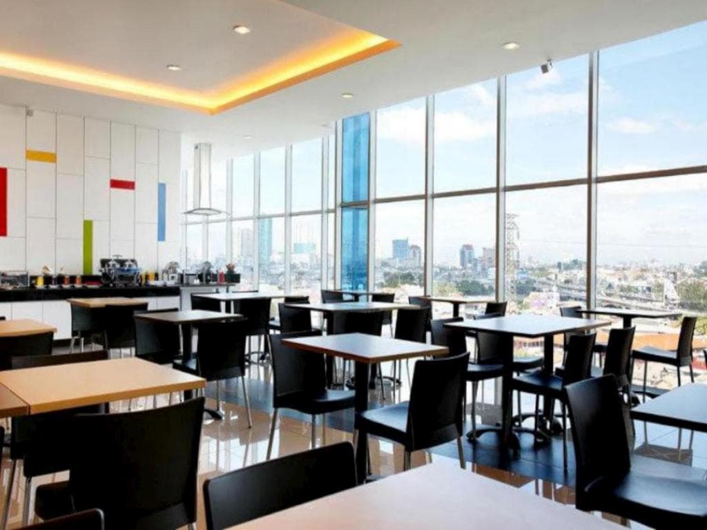 Amaris Hotel Season City, Restaurant