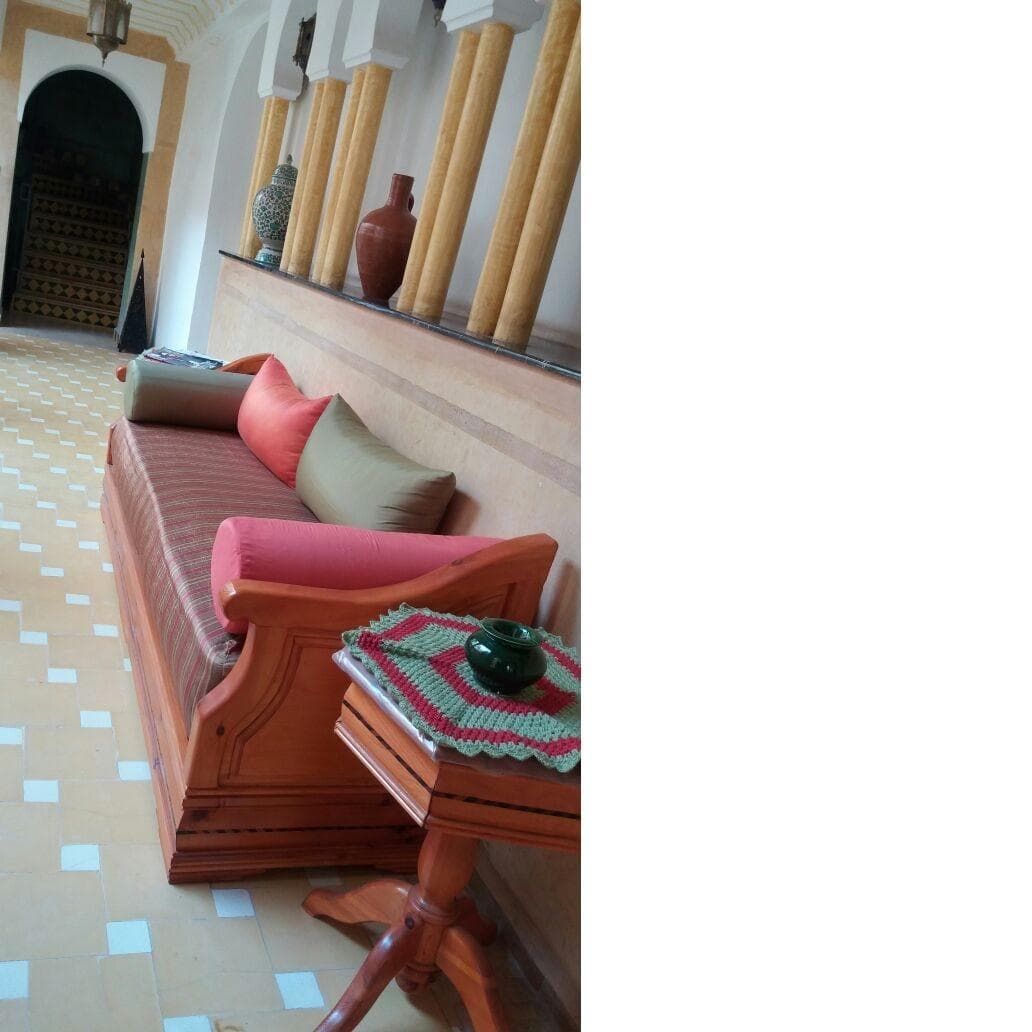 Riad Habib, General view