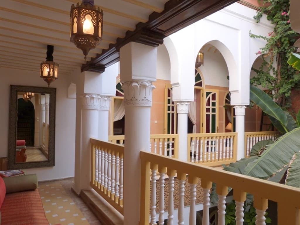 Riad Habib, General view