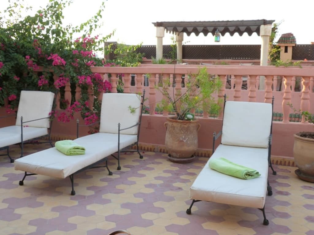 Riad Habib, General view