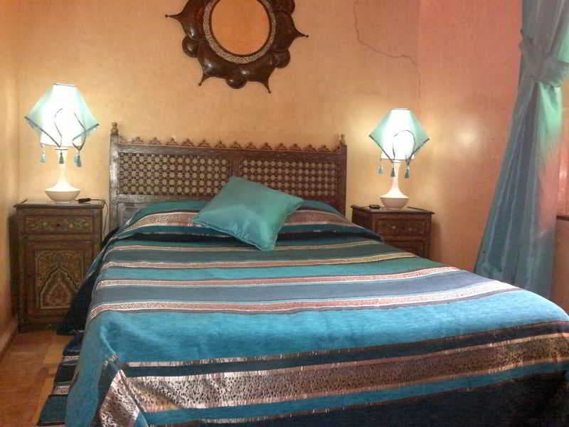 Riad Habib, Room
