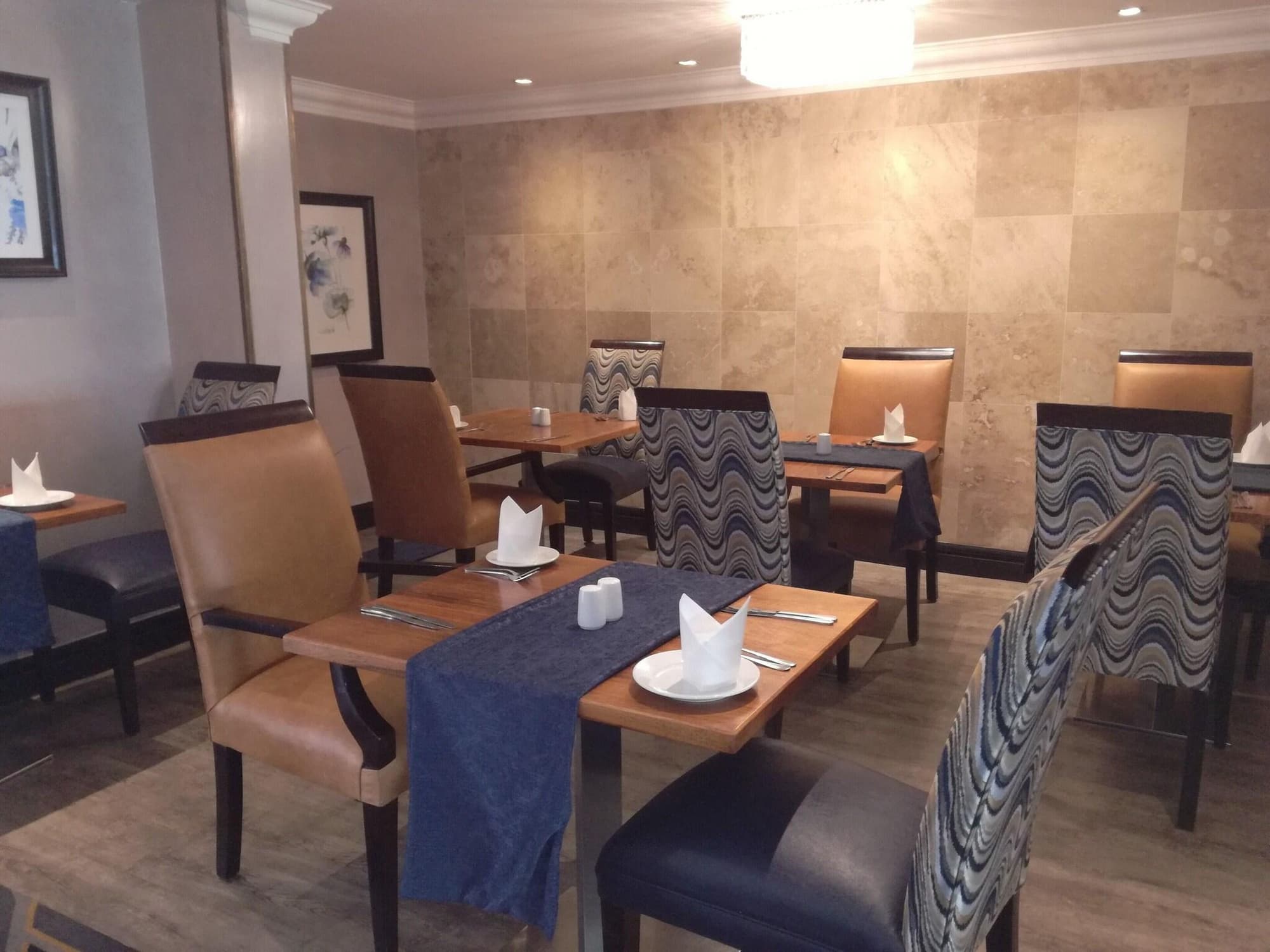 Southern Sun Katherine Street, Restaurant