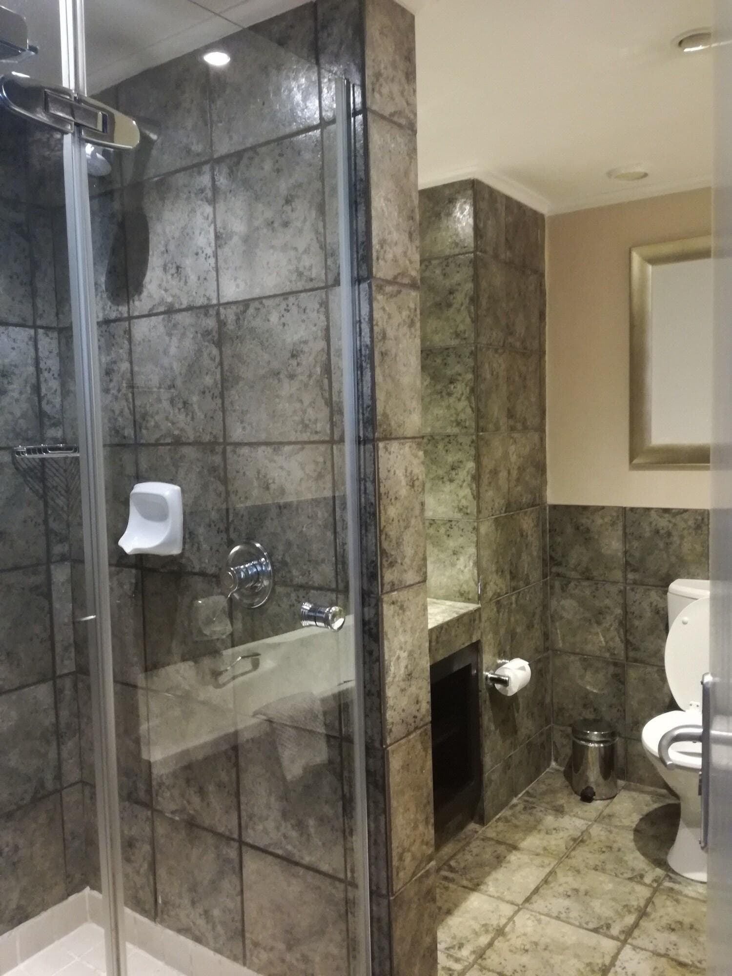 Southern Sun Katherine Street, Room