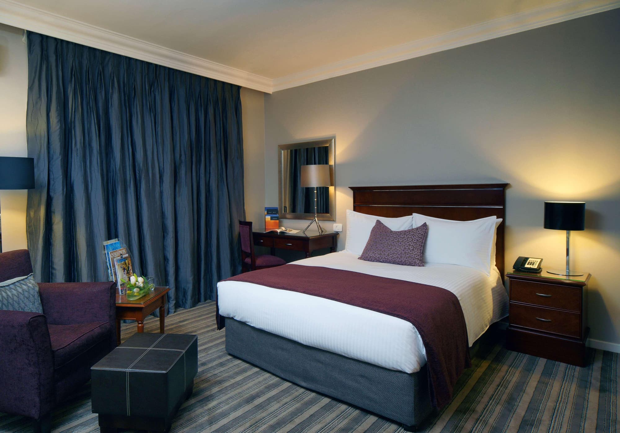 Southern Sun Katherine Street, Room