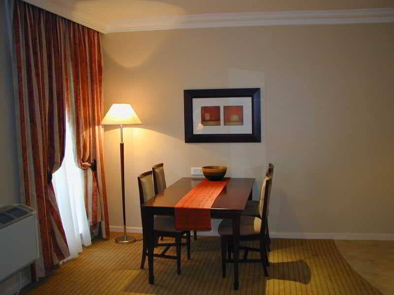 Southern Sun Katherine Street, Room