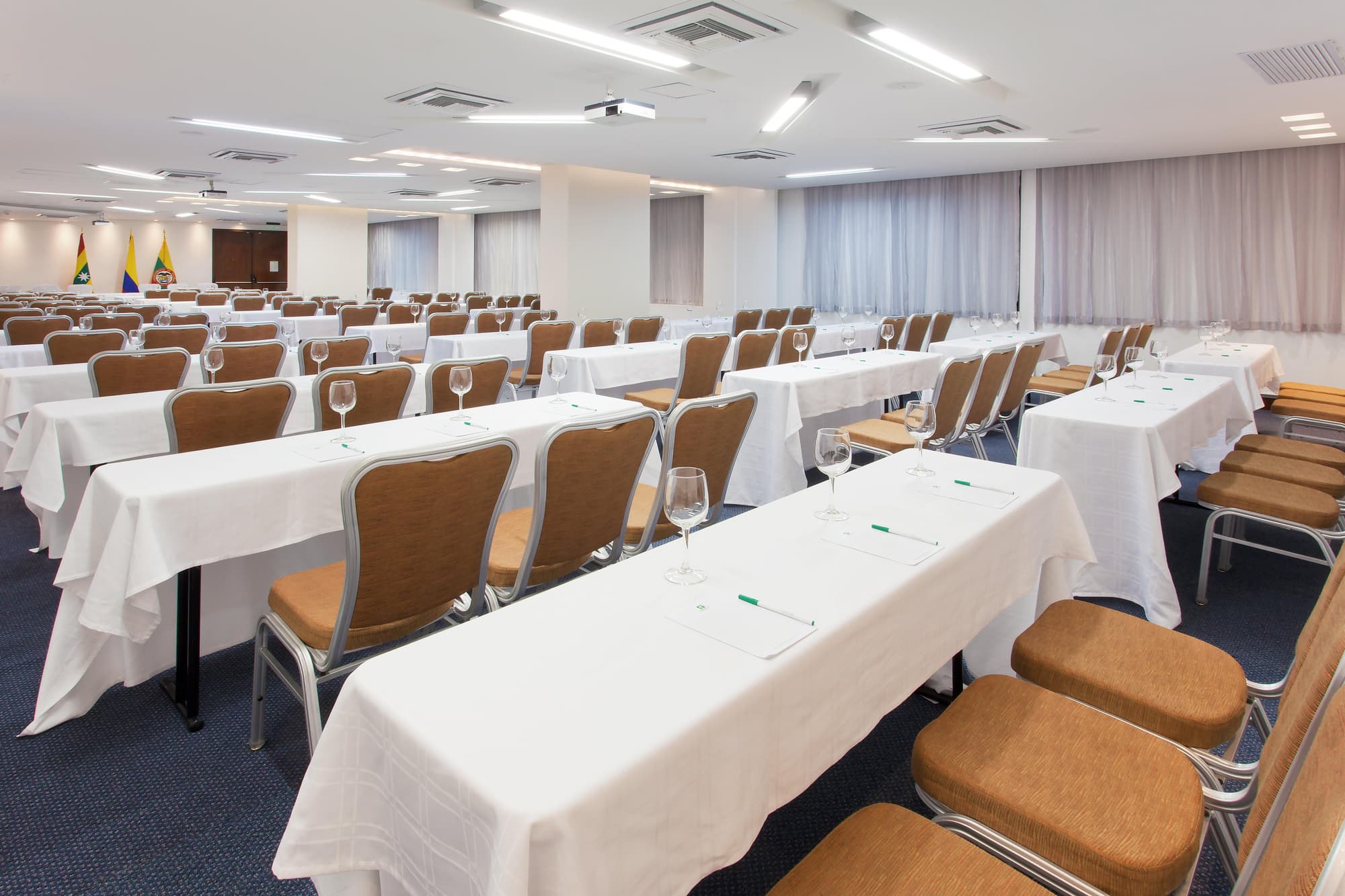 Holiday Inn Cartagena Morros, Sports and Entertainment