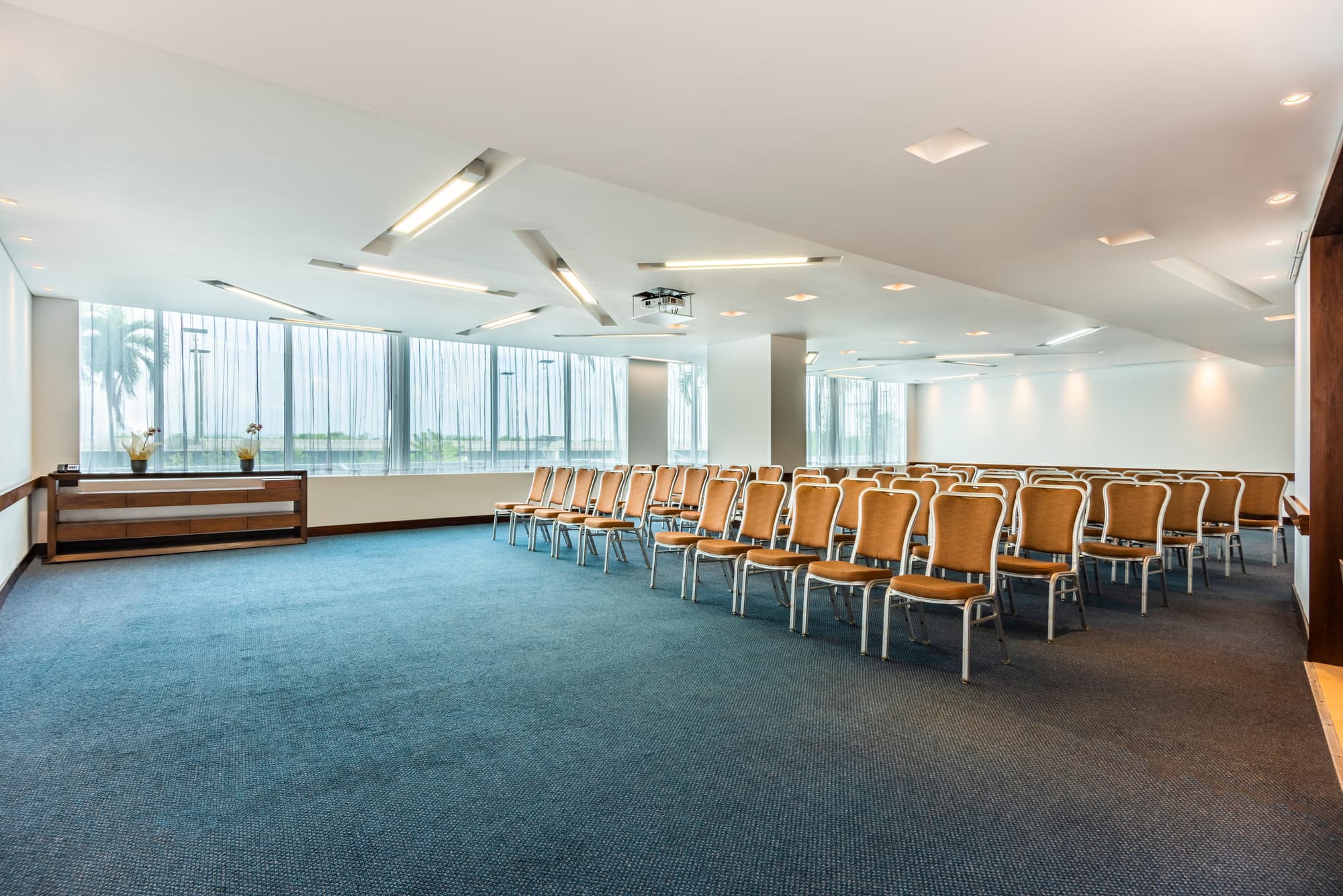 Holiday Inn Cartagena Morros, Conferences