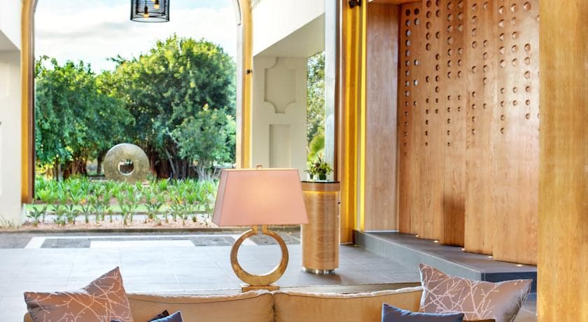 Outrigger Mauritius Beach Resort, Lobby