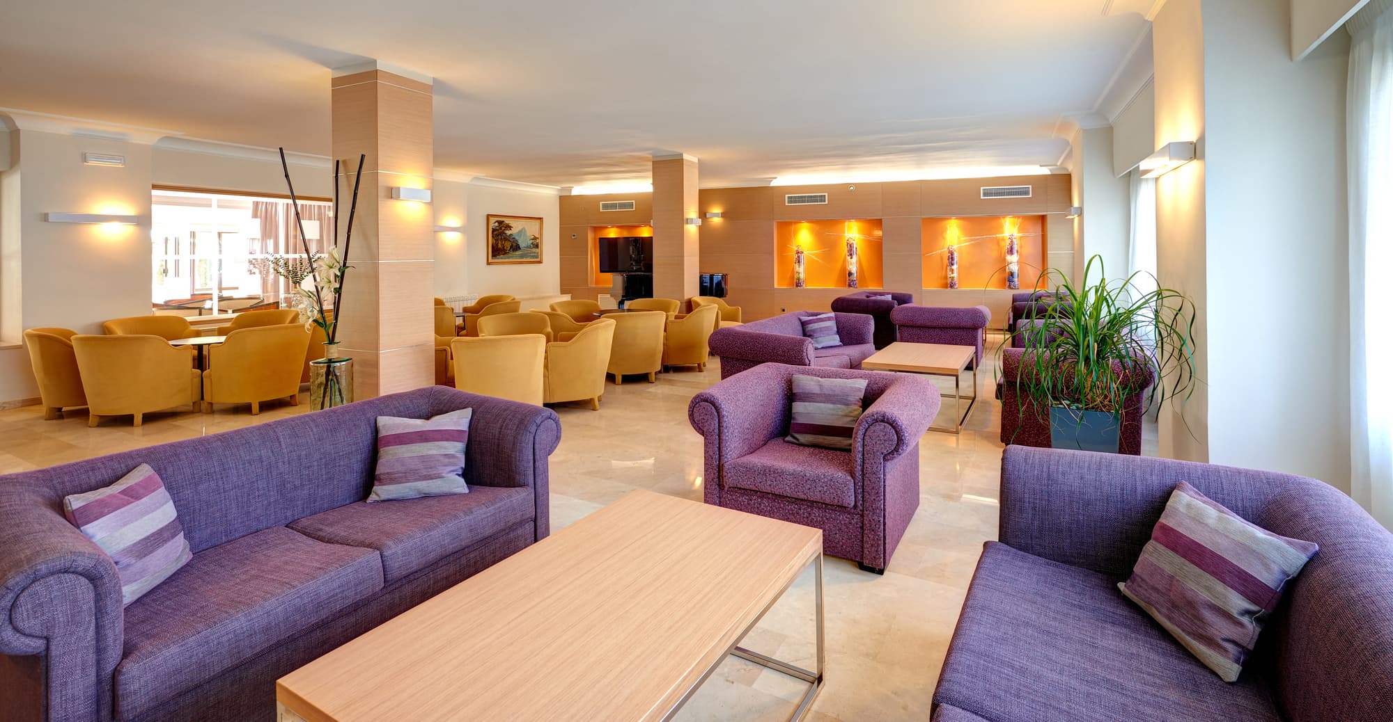 Metropolitan Playa, Bar