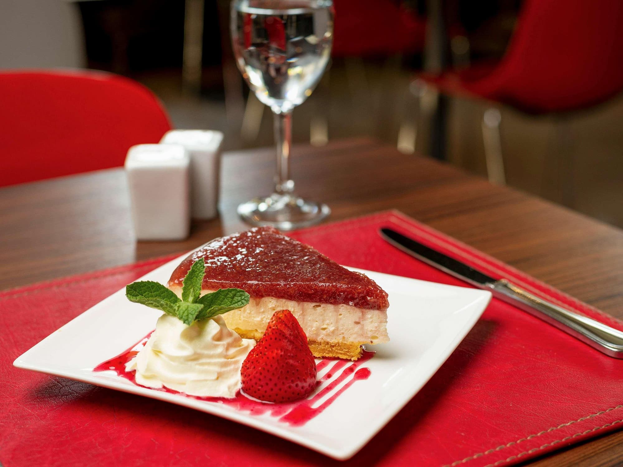 Nobile Inn Santiago, Restaurant